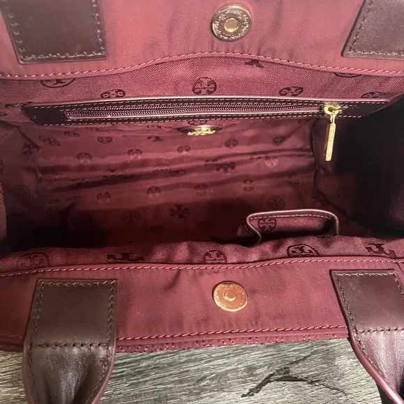 Tory Burch Tote Bag - Picture 4 of 7